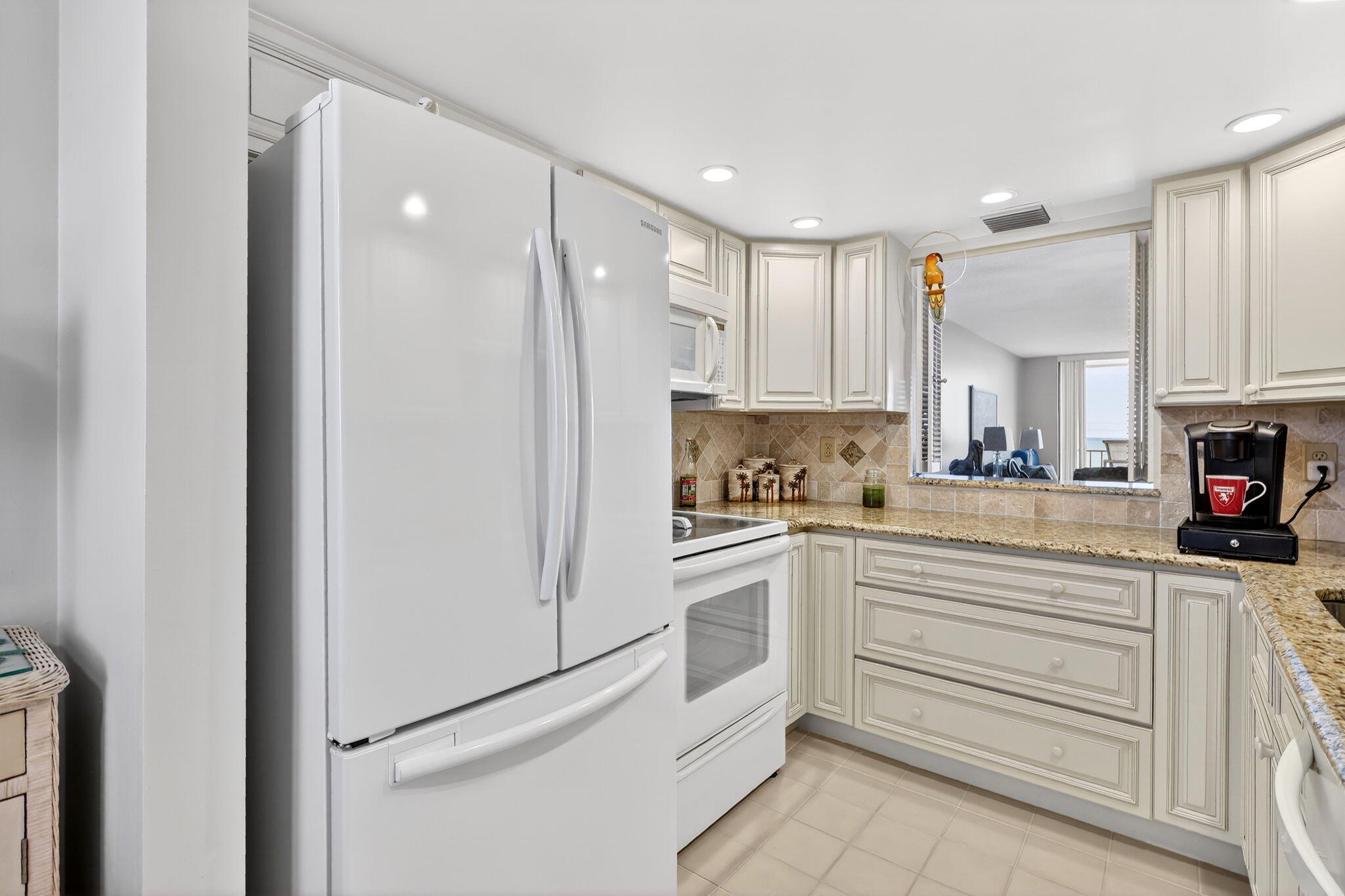 5055 N Highway A1a 505