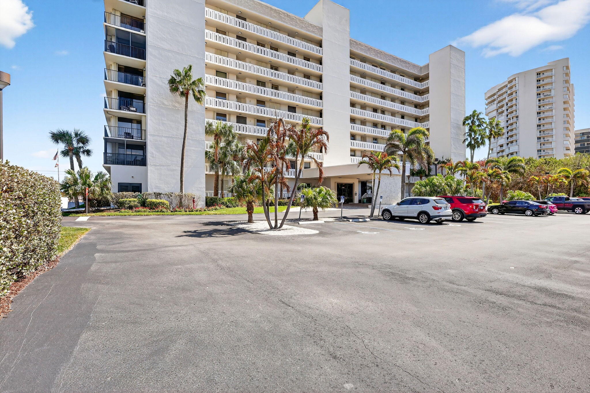 BRYN MAWR OCEAN TOWERS, A CONDOMINIUM - Residential