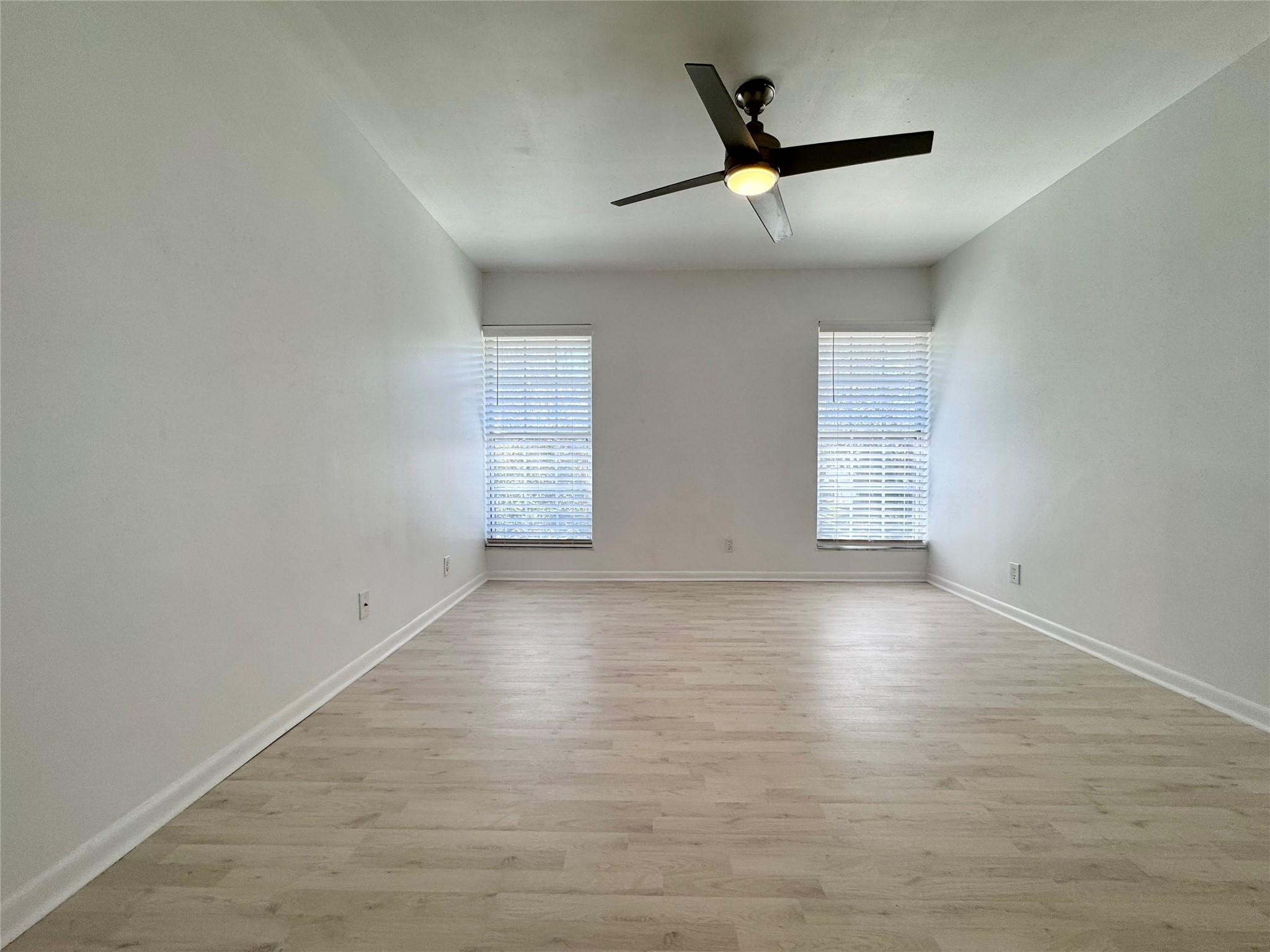 Lakes Woodhaven Condo 01 - Residential Lease