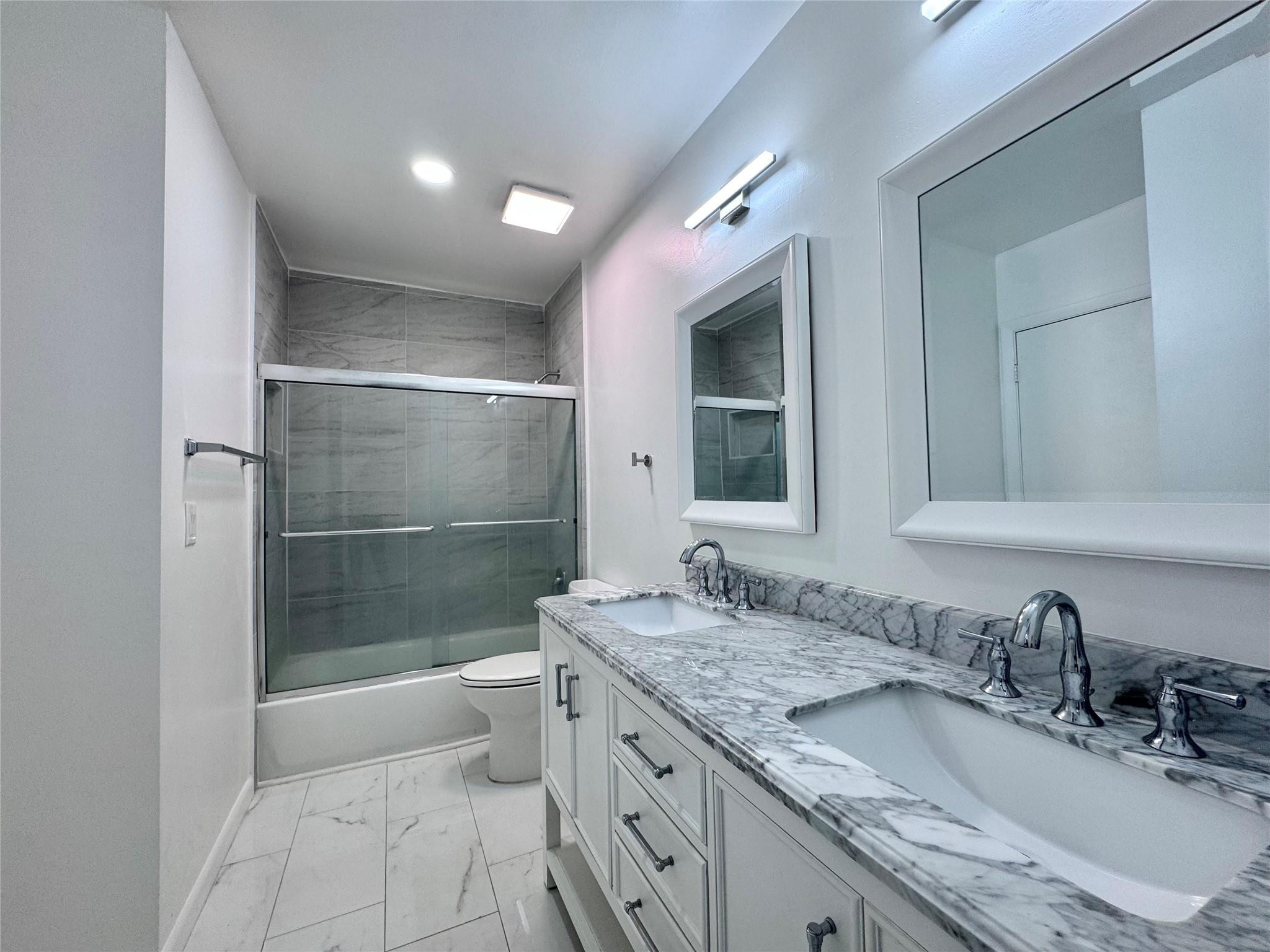 Lakes Woodhaven Condo 01 - Residential Lease