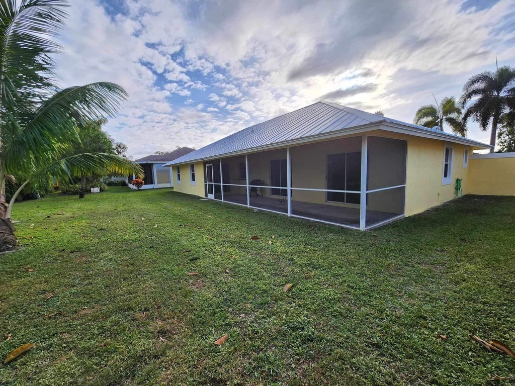 Photo of 1750 Primrose Lane, Wellington, FL 33414 (MLS # B26041008)