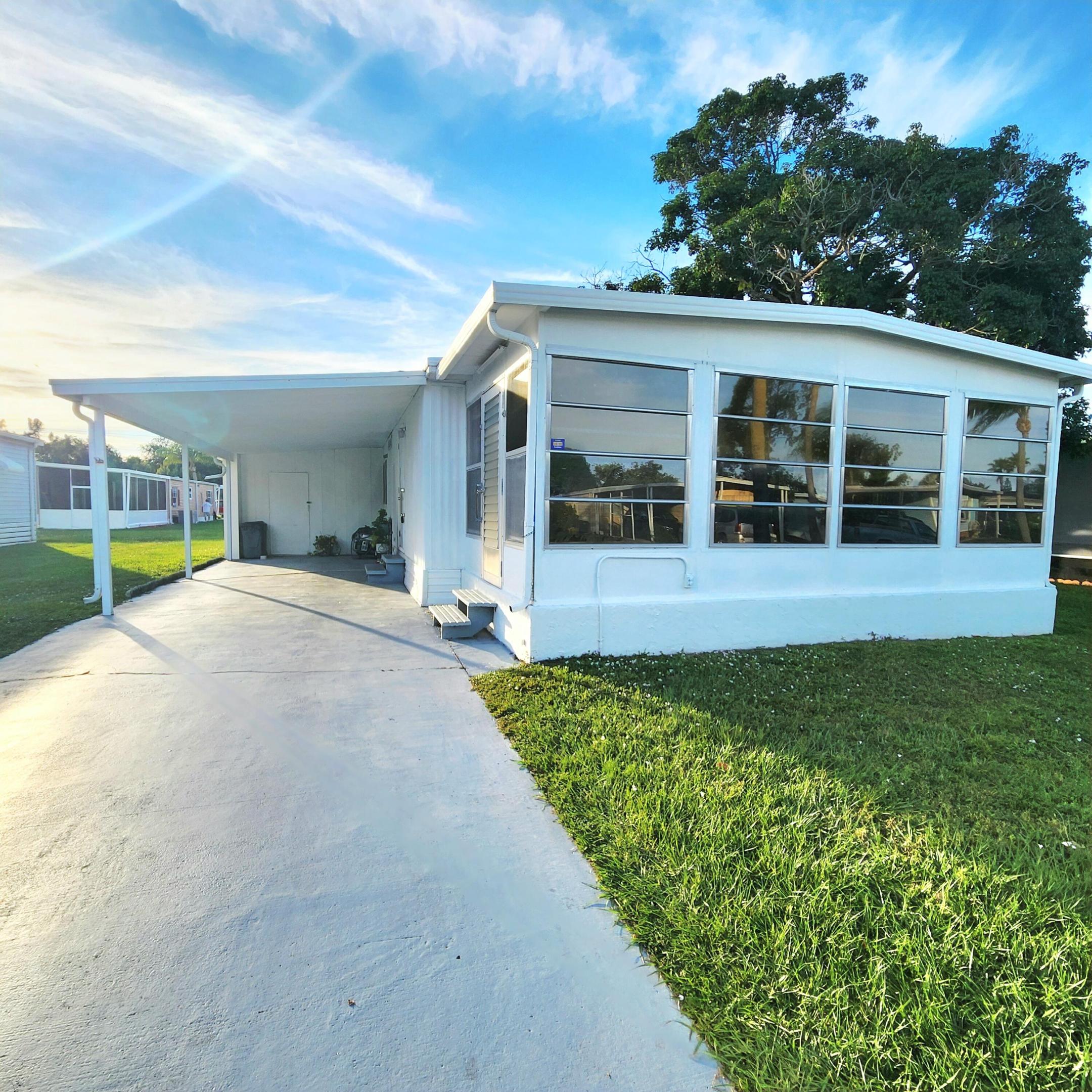 Spanish Lakes Golf Village - Residential