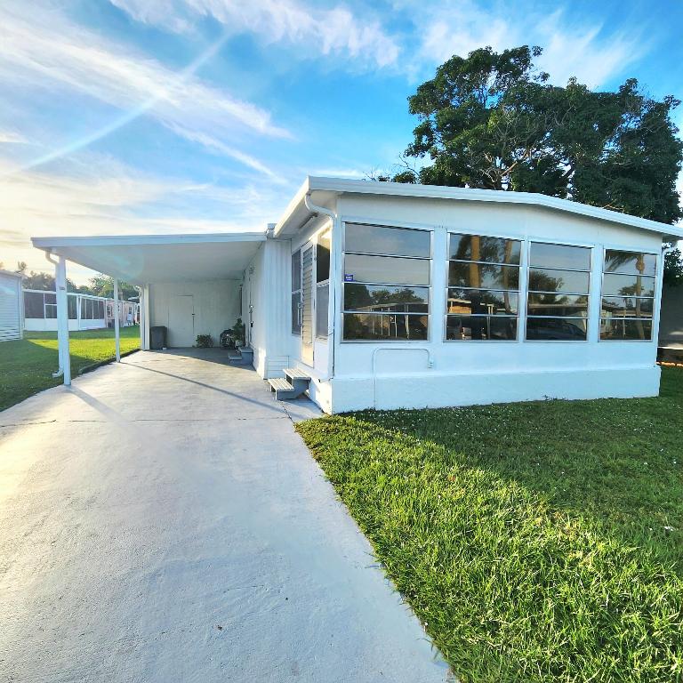 Spanish Lakes Golf Village - Residential