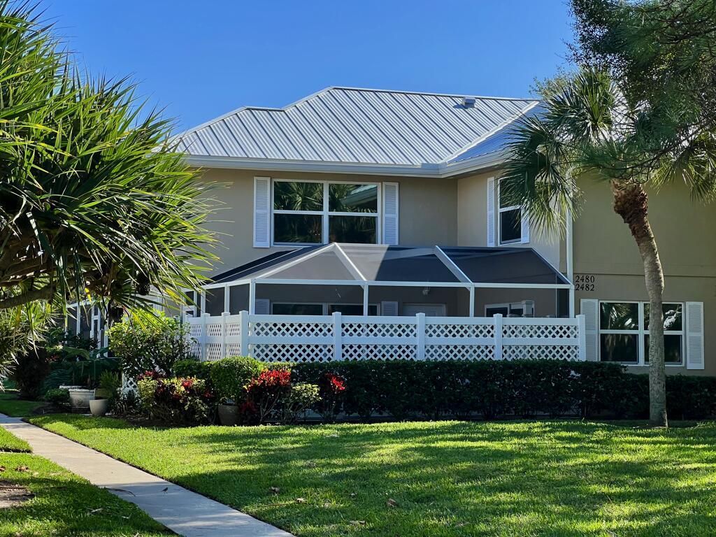 Photo of 2842 SW Lakemont Place, Palm City, FL 34990 (MLS # R10851770)