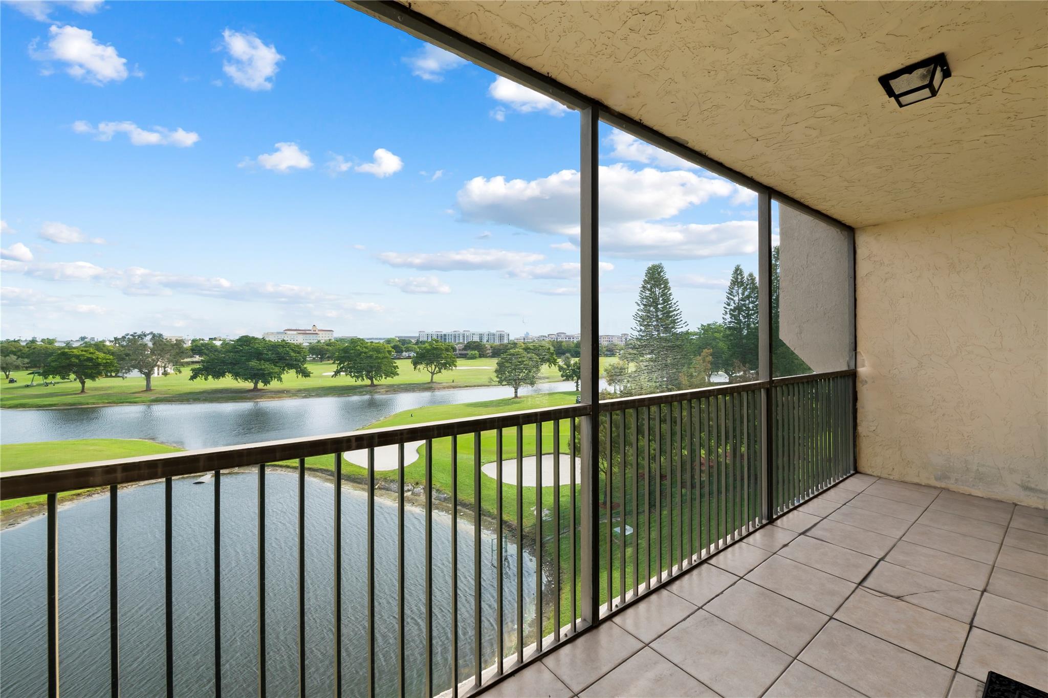 Rolling Hills Golf & Tenn - Residential Lease