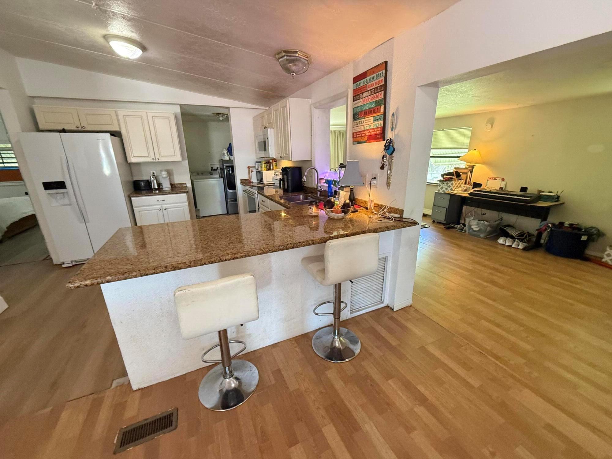 View photos, virtual tours, details... 11636 Venetian Avenue
