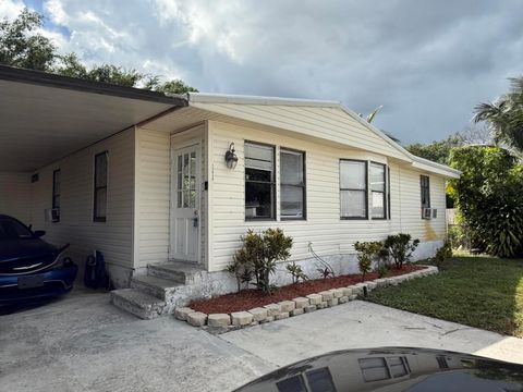 11636 Venetian Avenue Boca Raton FL 33428