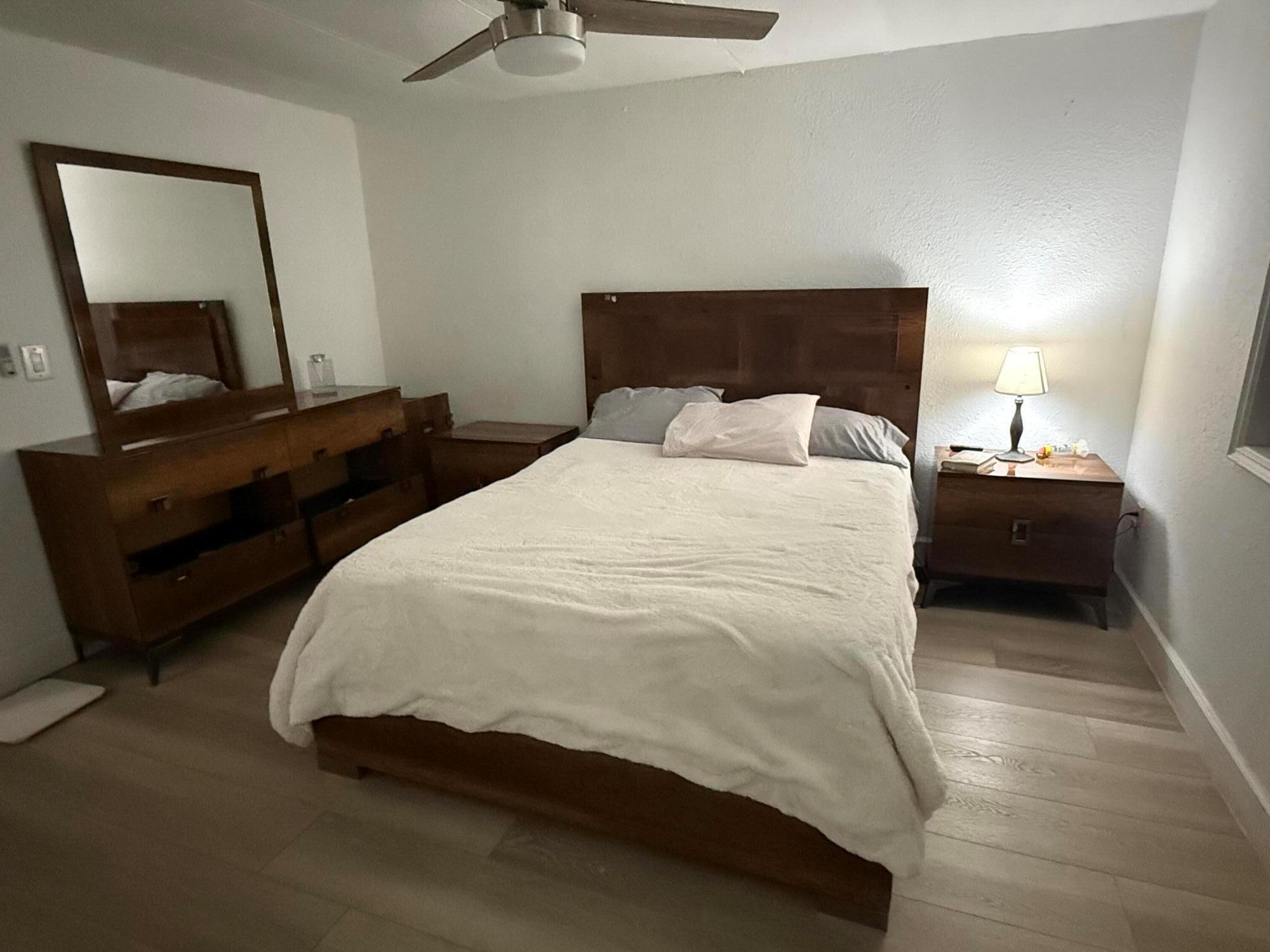 WATERGATE MOBILE HOME - Residential