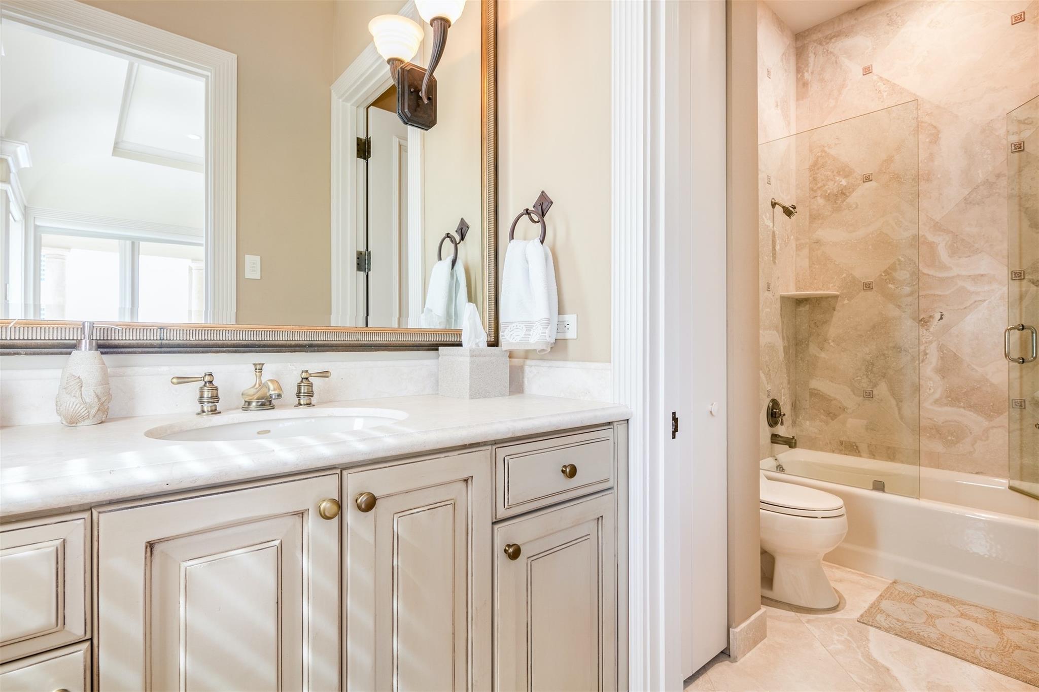 PELICAN ISLE 21-19 B - Residential