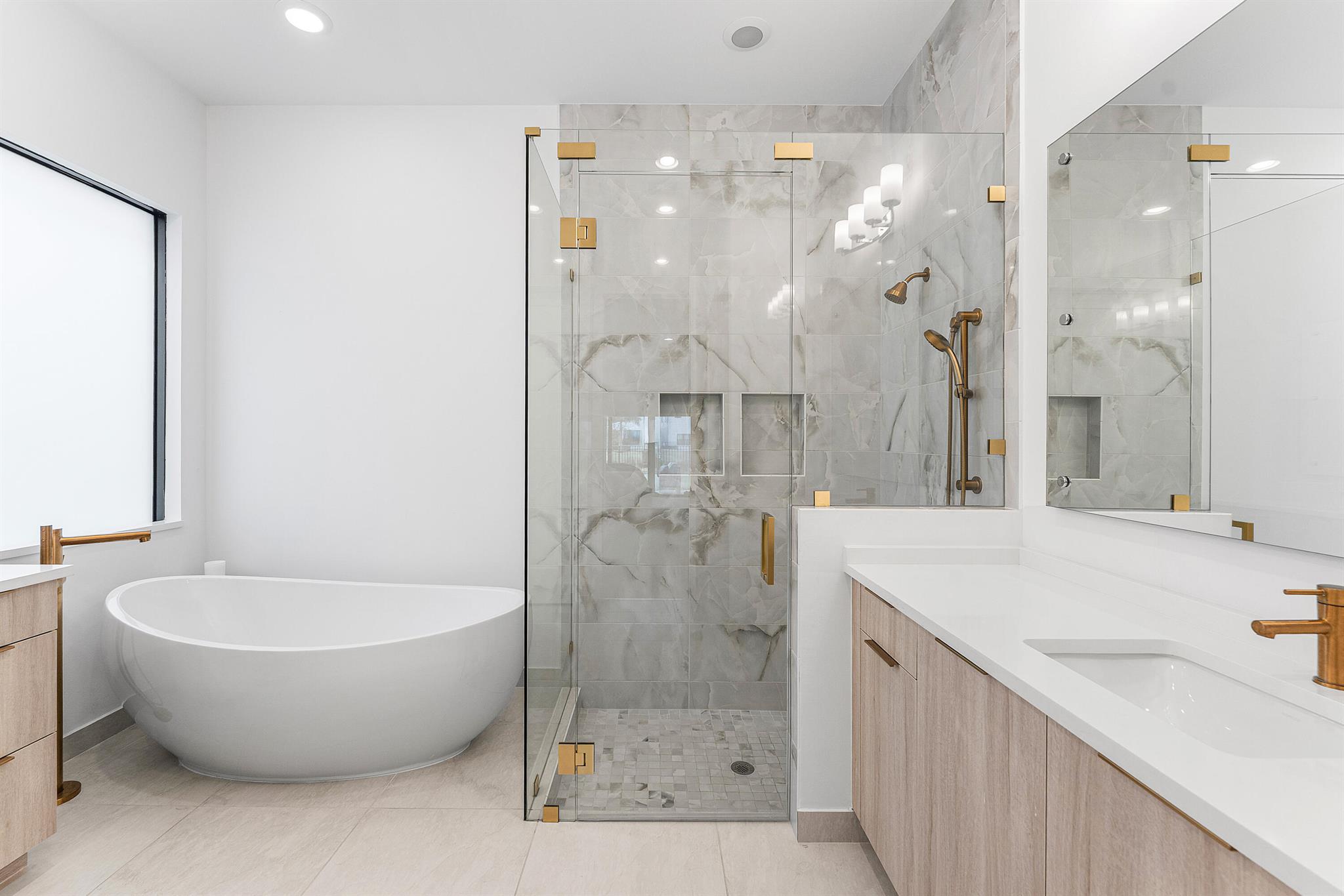 Lotus Palm - Residential