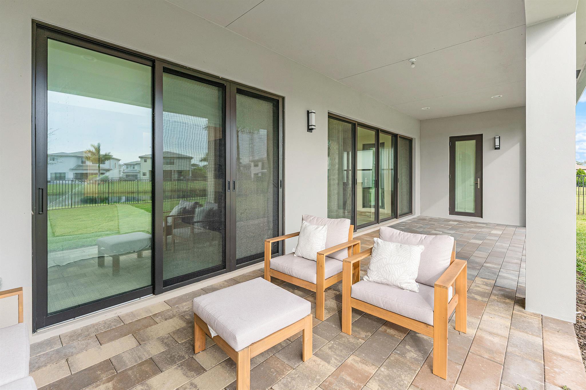 Lotus Palm - Residential