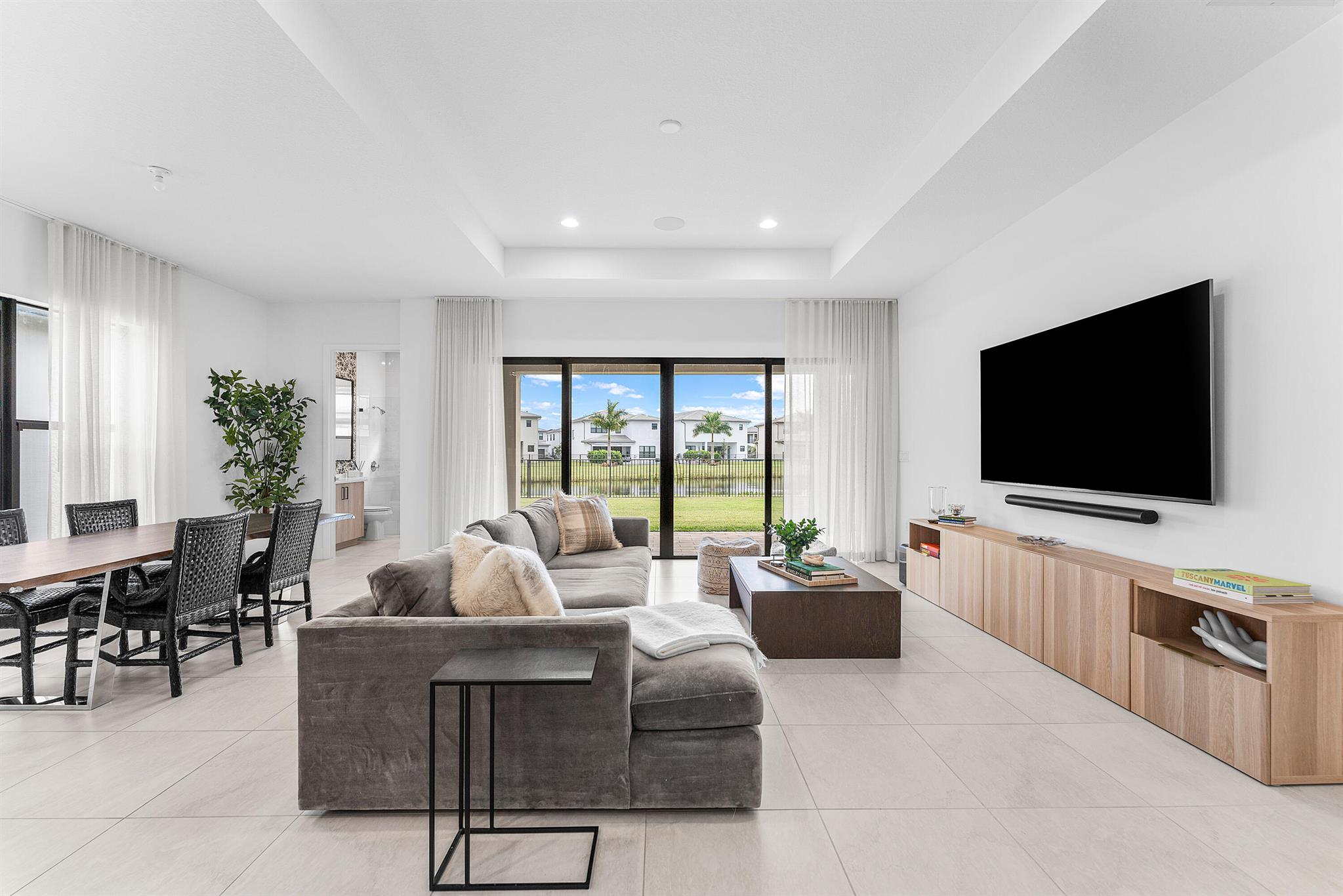 Lotus Palm - Residential