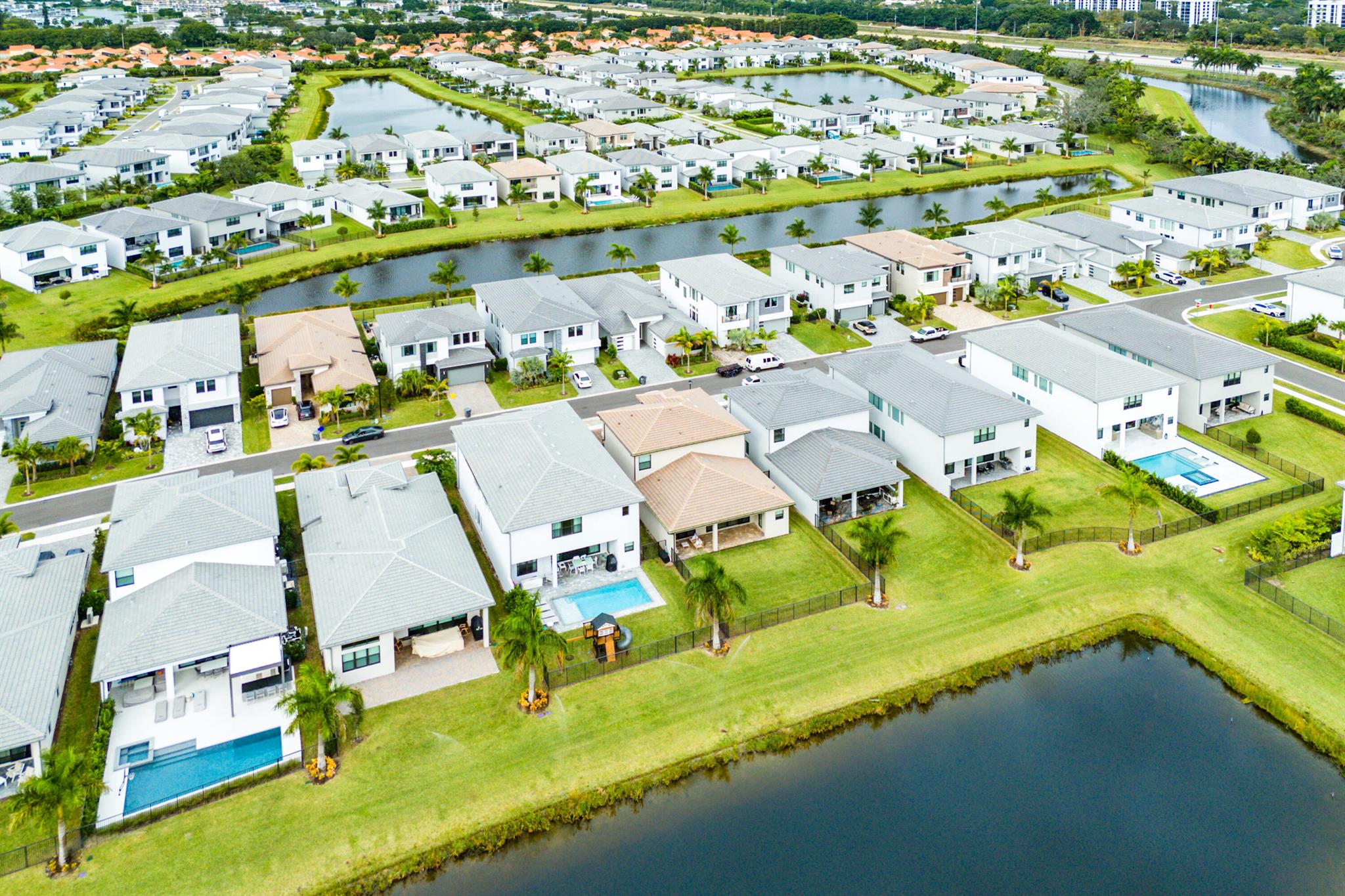 Lotus Palm - Residential