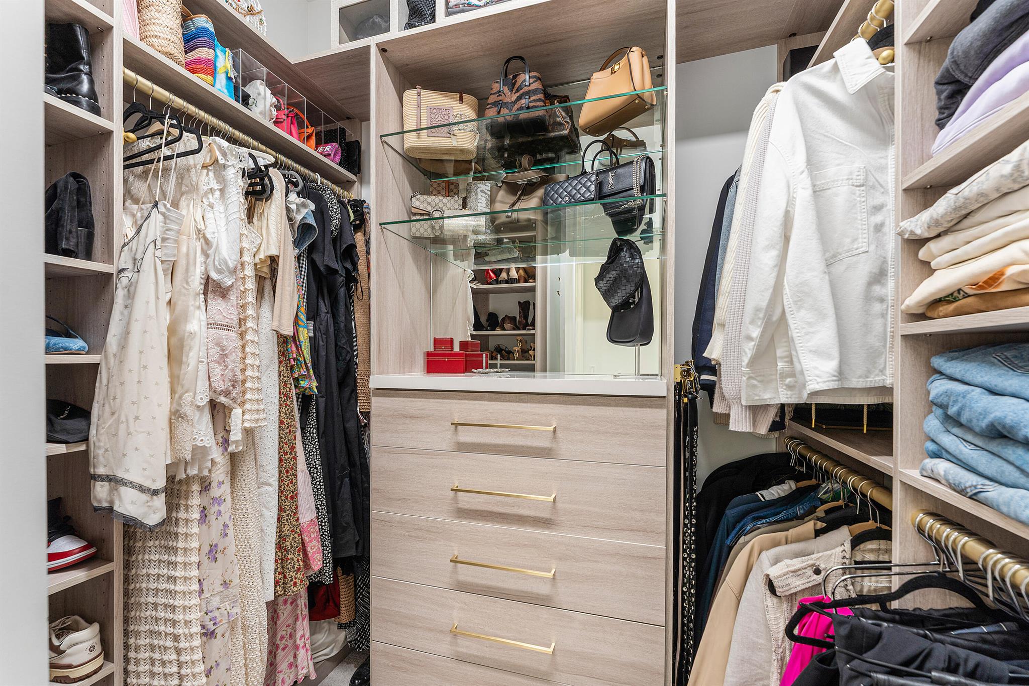 Lotus Palm - Residential