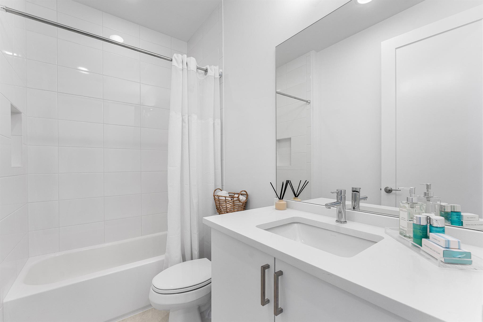 Lotus Palm - Residential