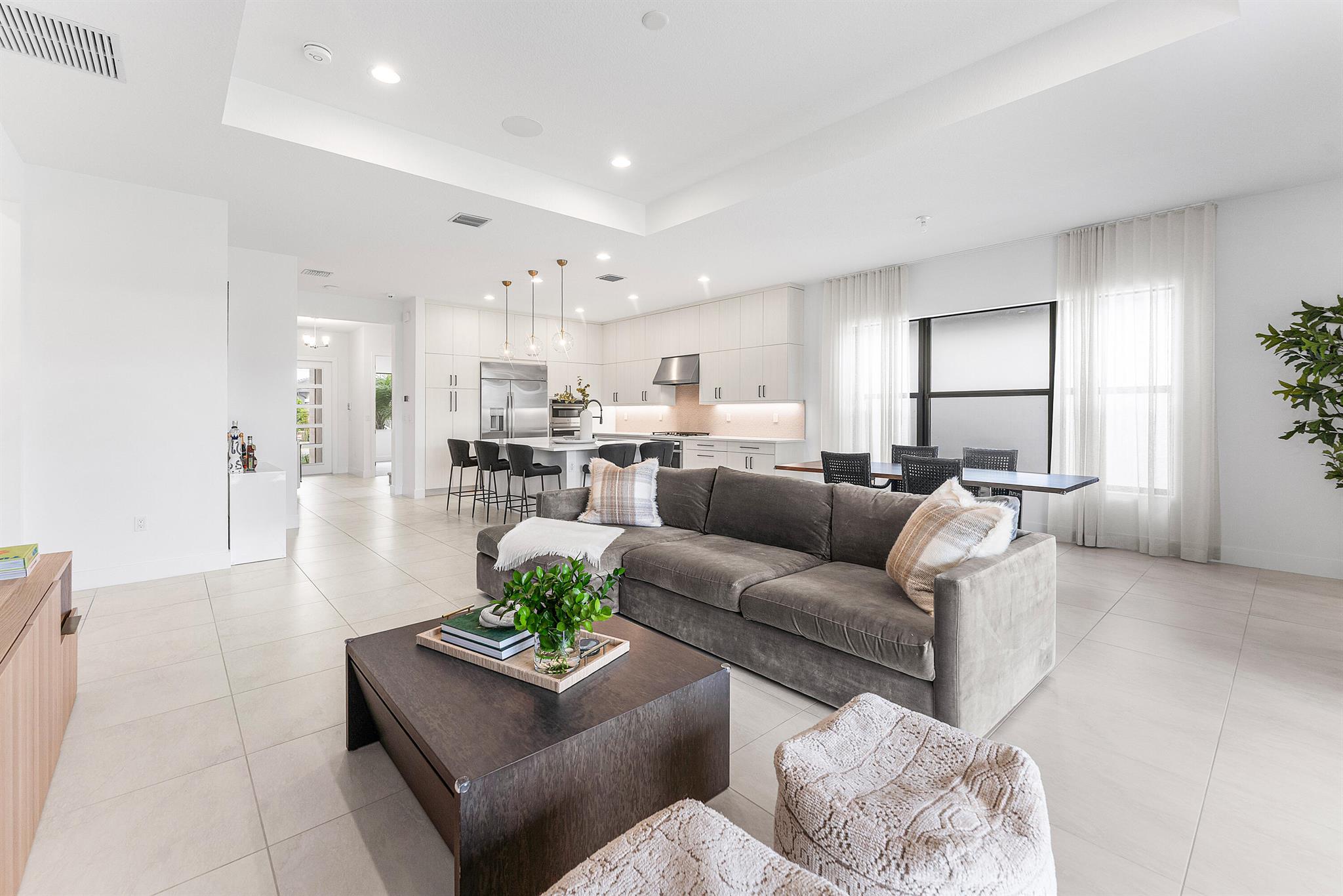 Lotus Palm - Residential