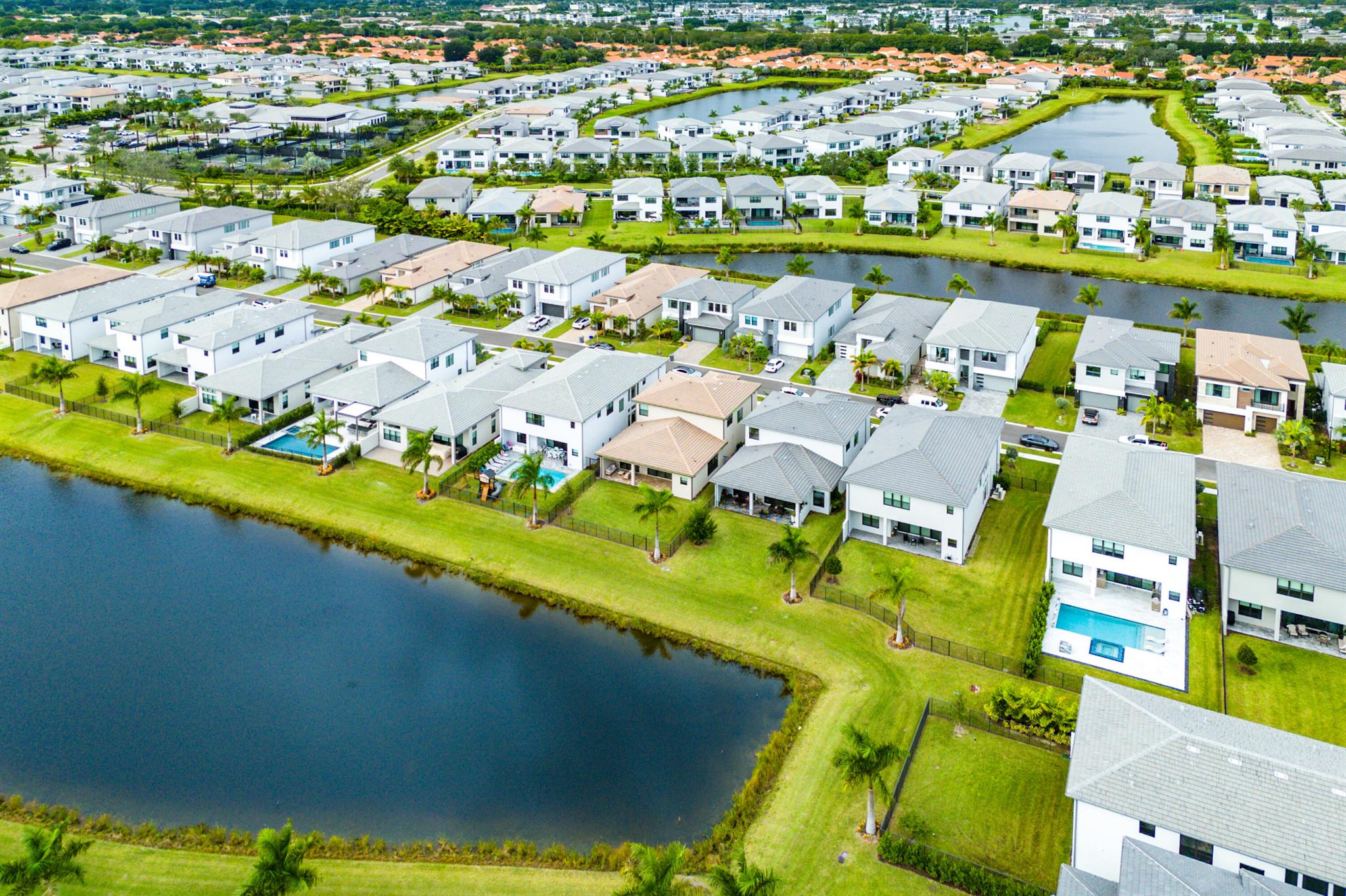 Lotus Palm - Residential