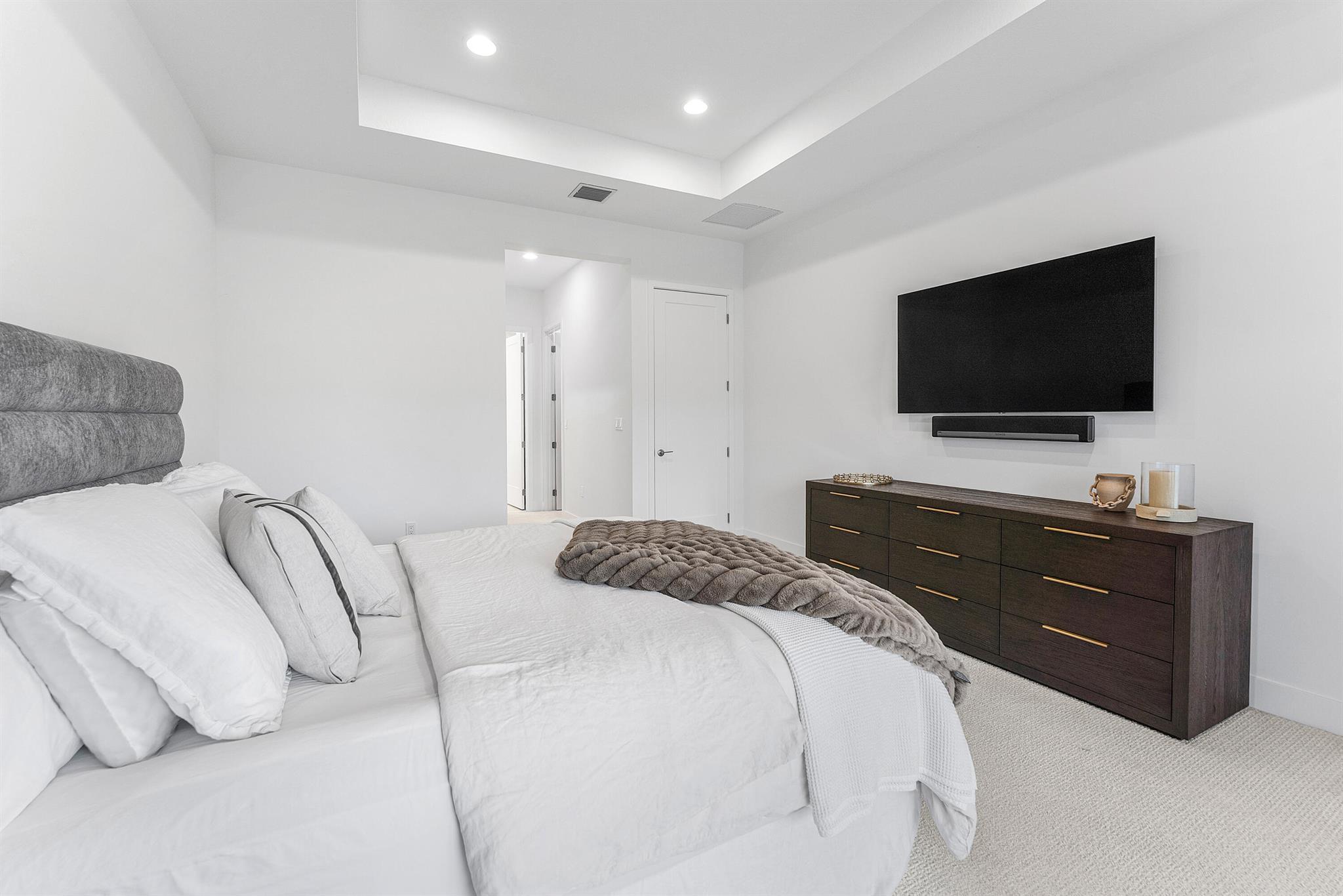 Lotus Palm - Residential