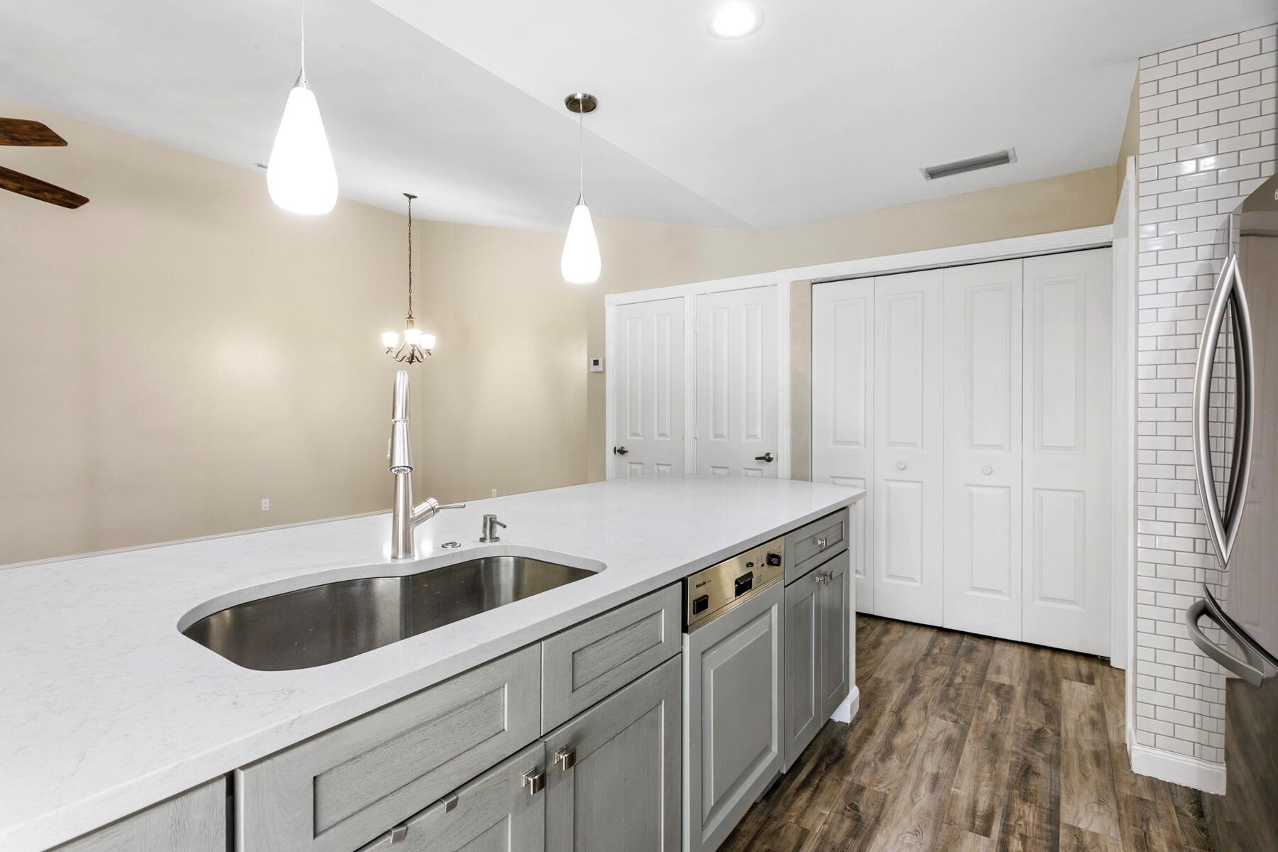 2901 Lakemont Court