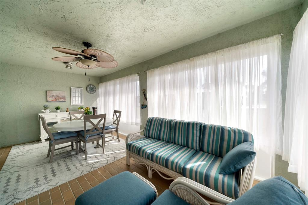 SPANISH LAKES FAIRWAYS LEASEHOLD ESTATES - Residential