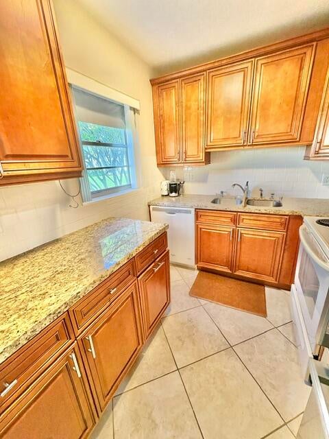 View photos, virtual tours, details... 49 Norwich C