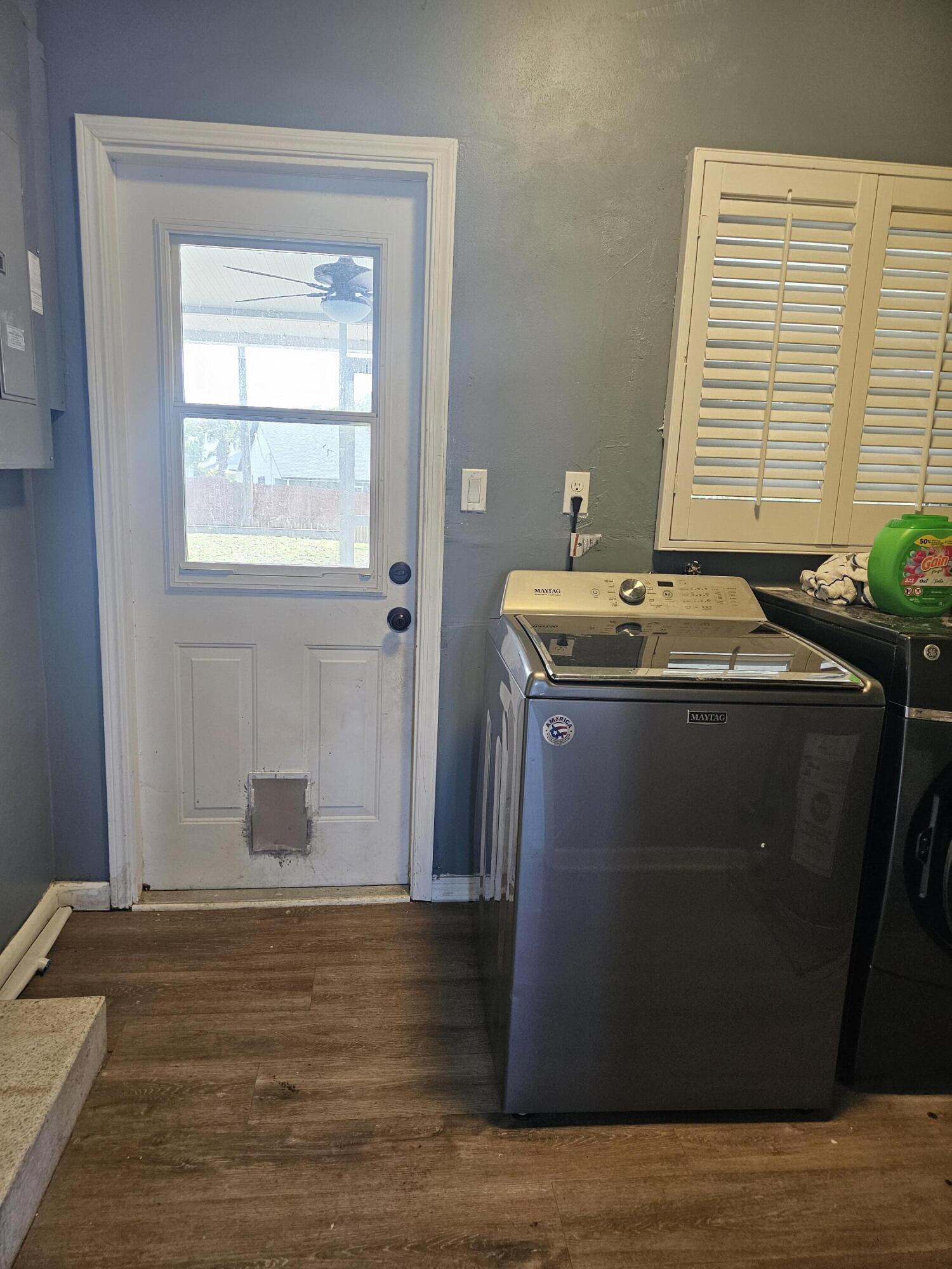 HICKORY SANDS SUB - Residential Lease