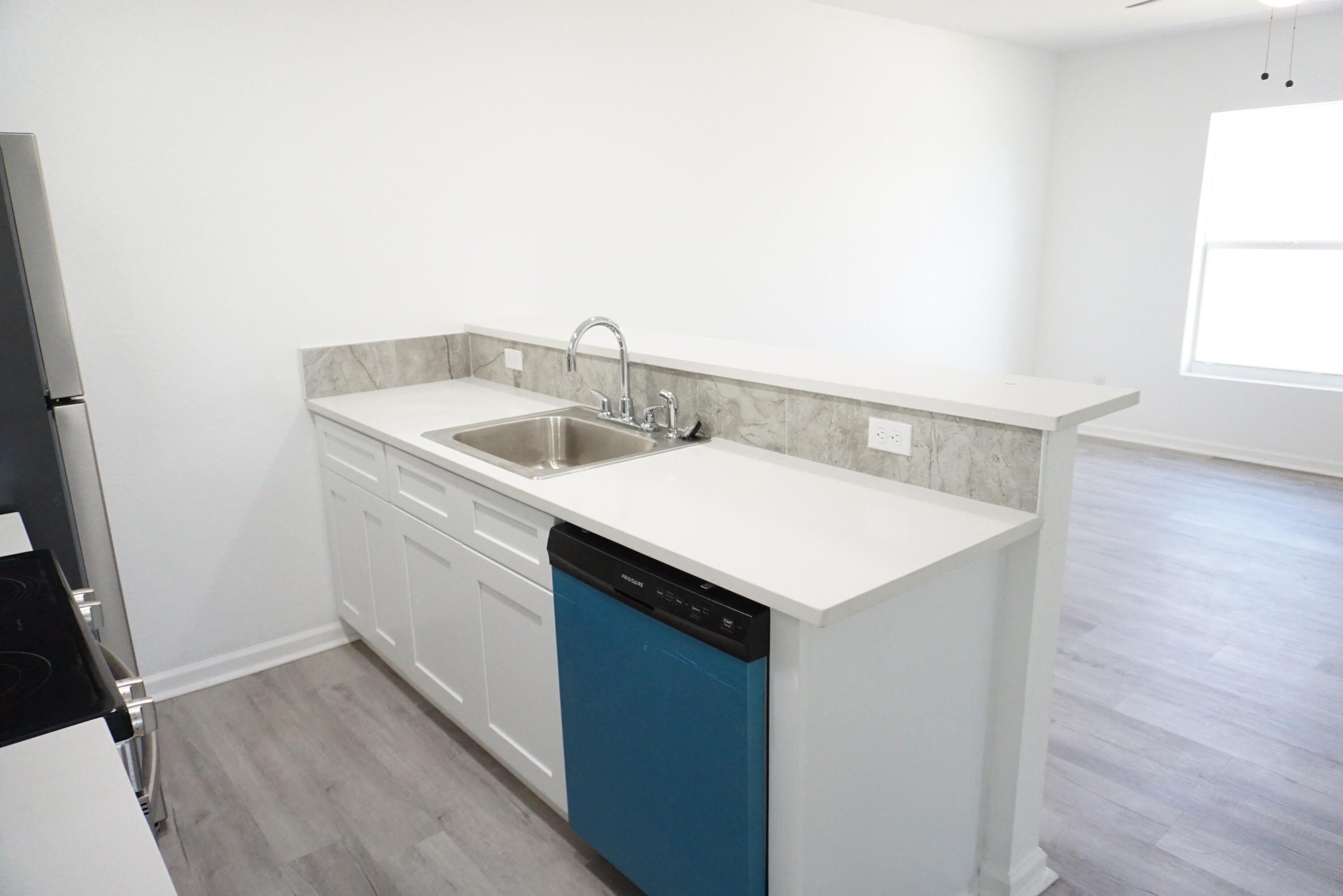 1181 W 28th Street