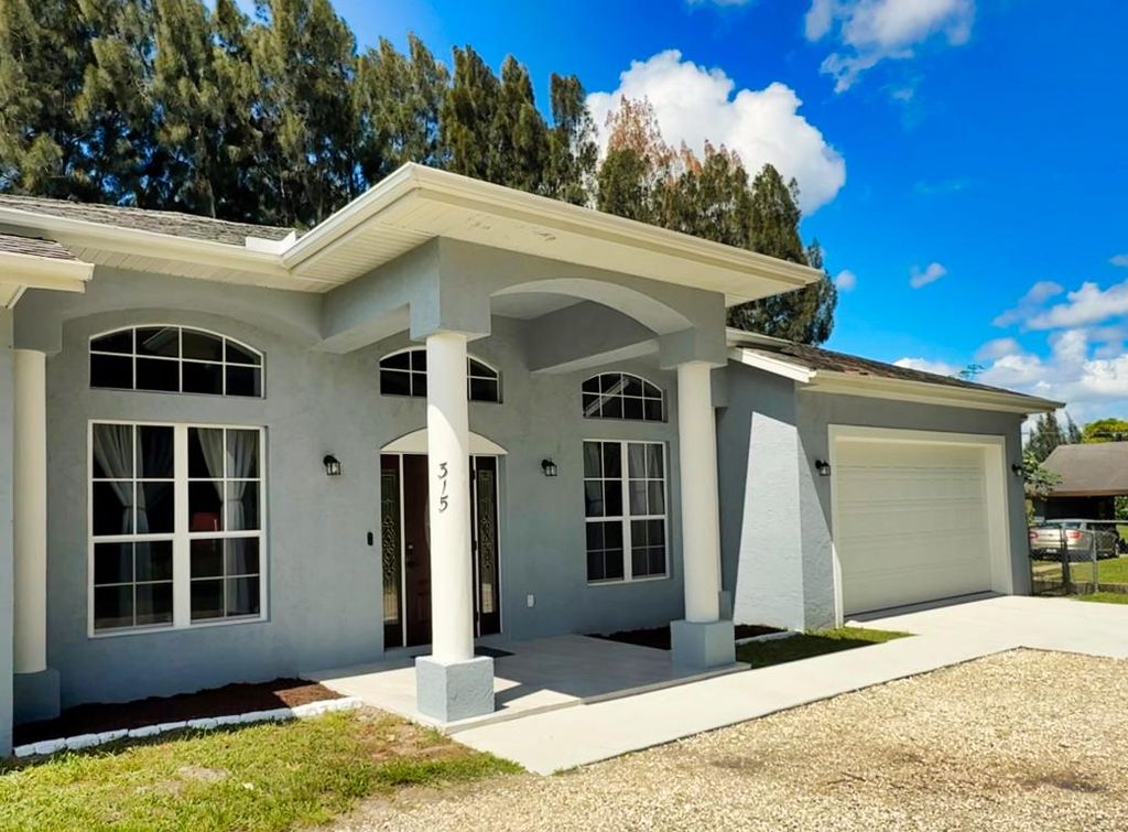 Photo of 315 Kaye Street, Fort Pierce, FL 34947 (MLS # R11126141)