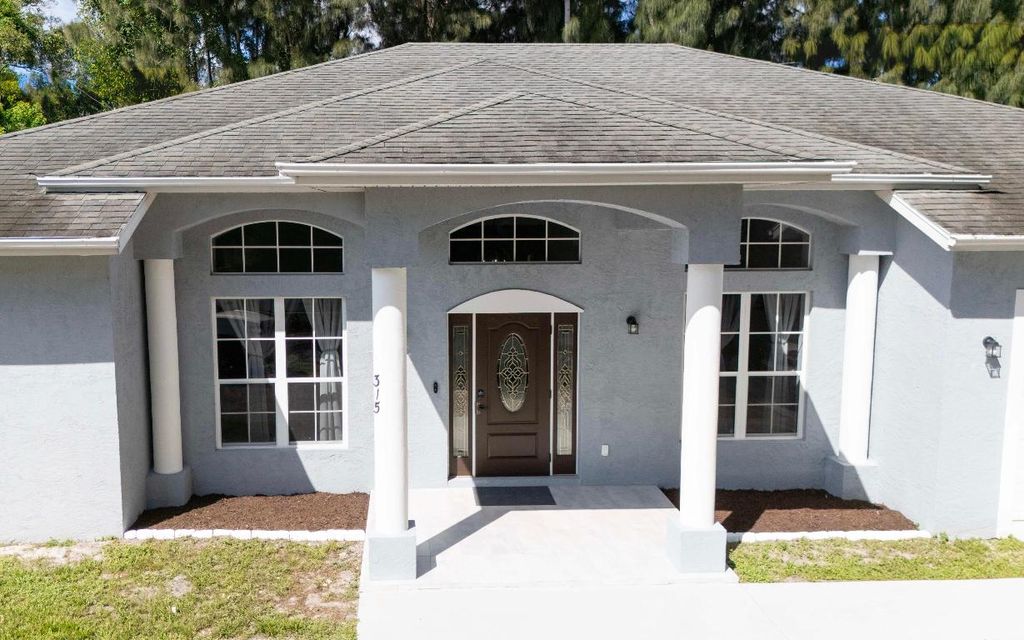 Photo of 315 Kaye Street, Fort Pierce, FL 34947 (MLS # R11126141)