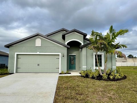 A home in Port St Lucie