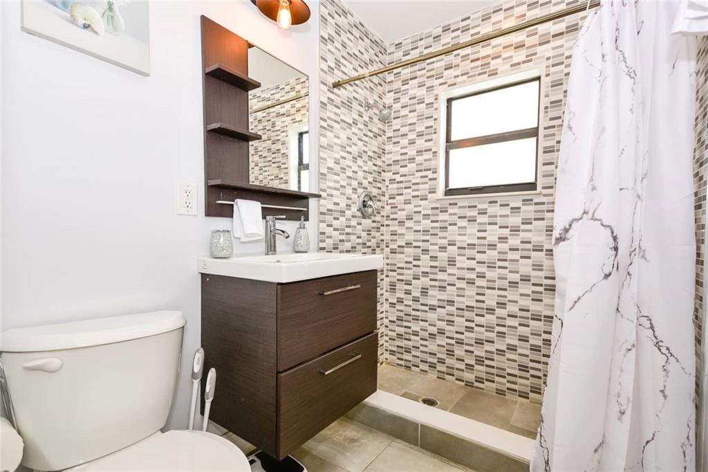 Holmberg & McKees - Residential Lease