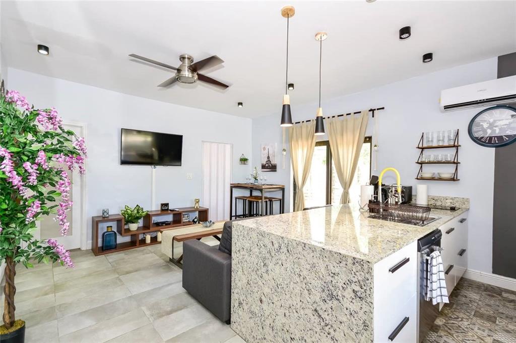 Holmberg & McKees - Residential Lease