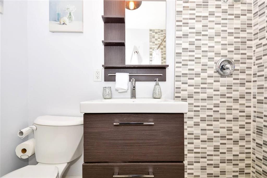 Holmberg & McKees - Residential Lease