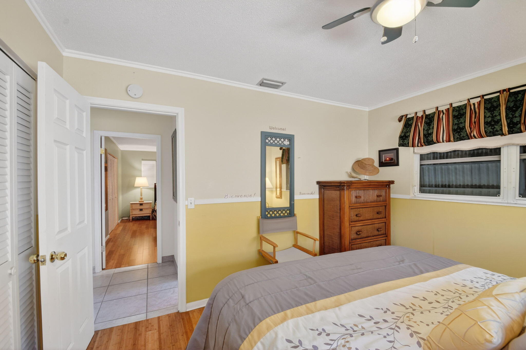 VILLAGE ROYALE CONDO 1 - Residential