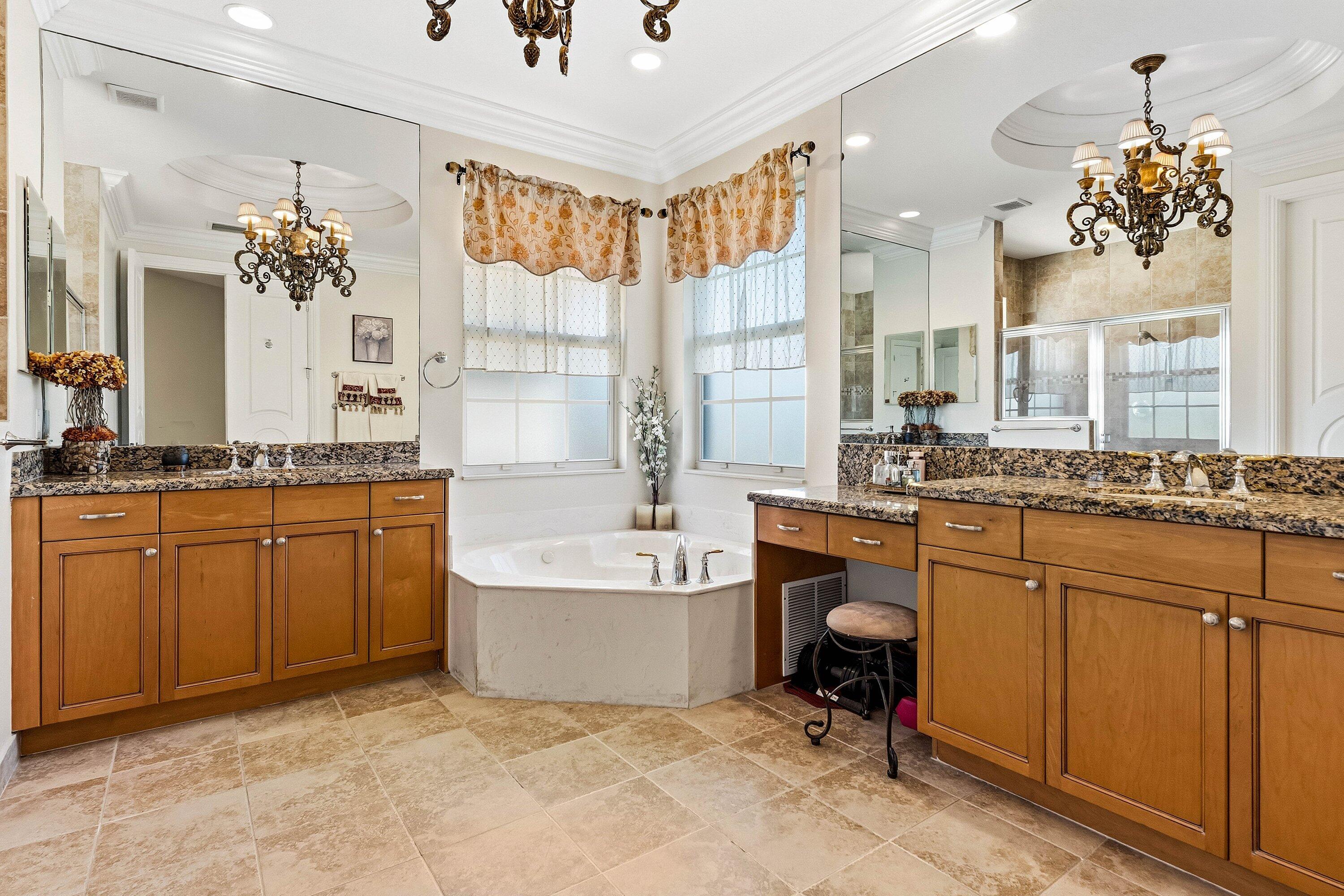 COBBLESTONE CREEK / COUNTRYSIDE MEADOWS - Residential