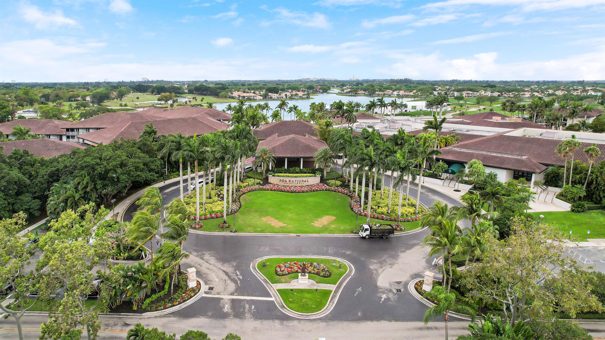 VILLA D ESTE - Residential Lease