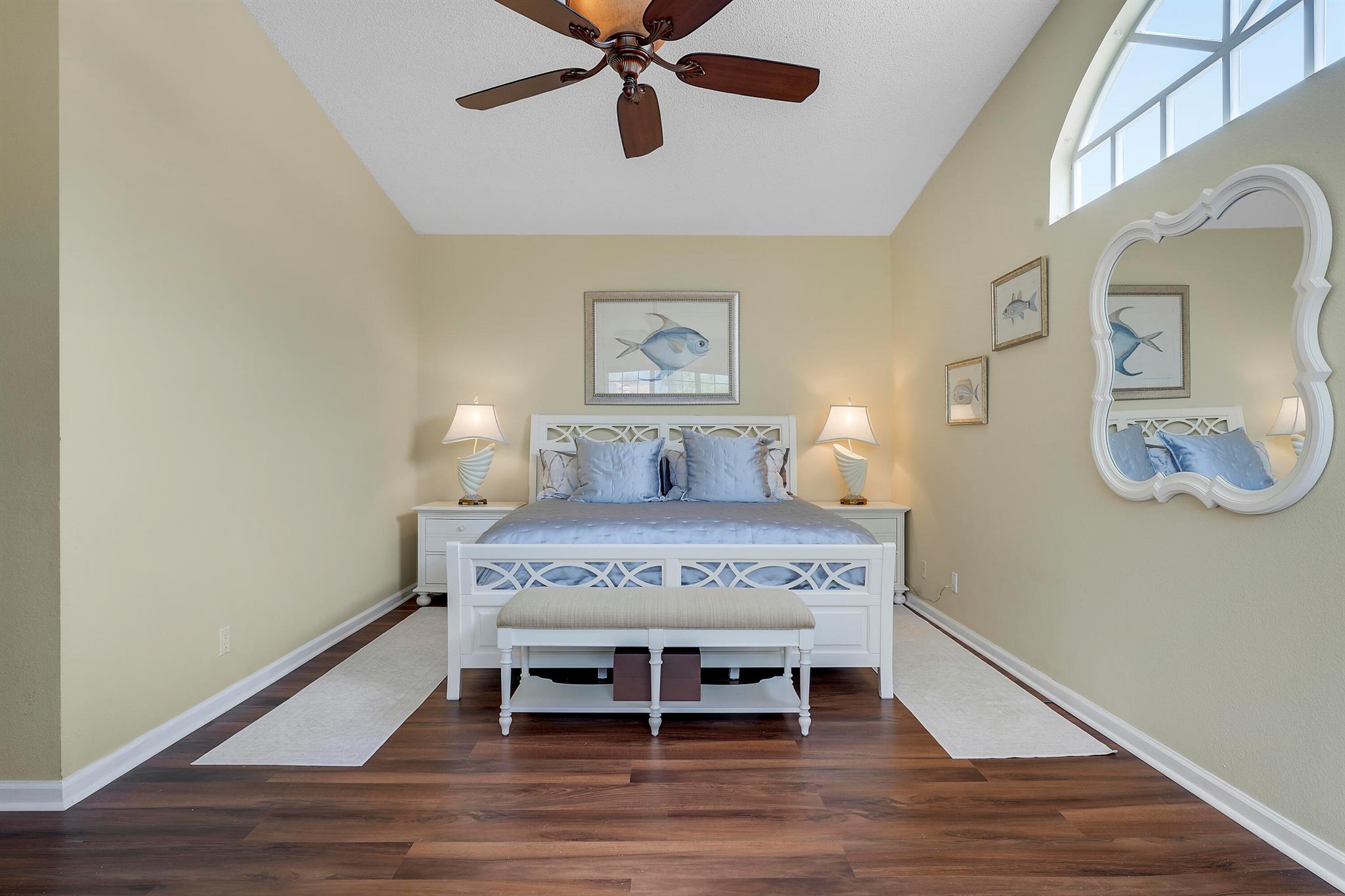 VILLA D ESTE - Residential Lease