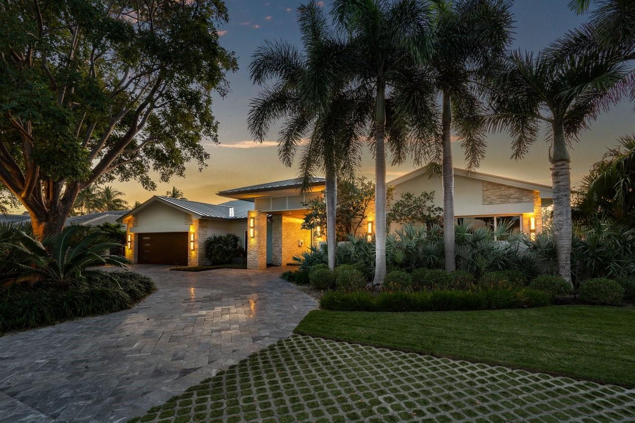 Bay Colony Sec Of The - Residential