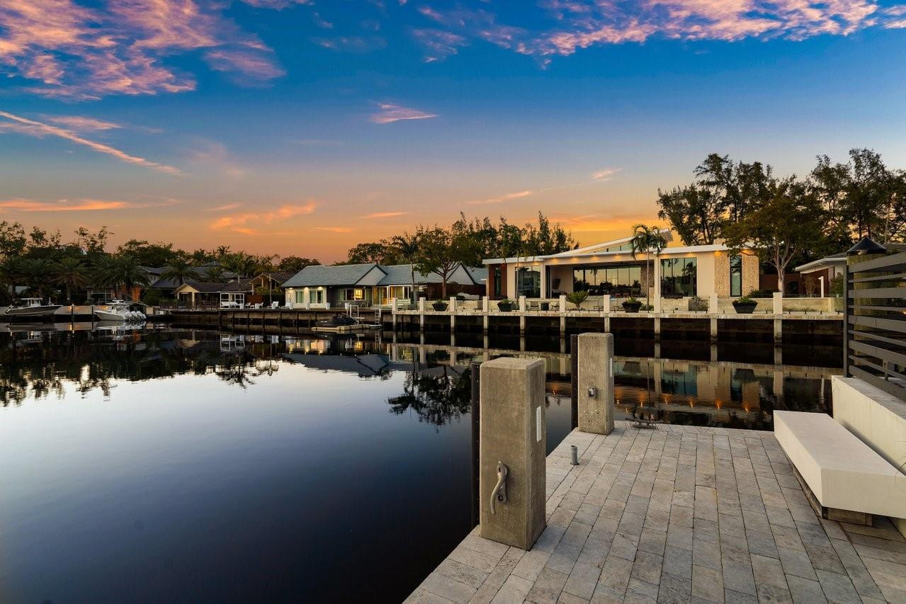 Bay Colony Sec Of The - Residential