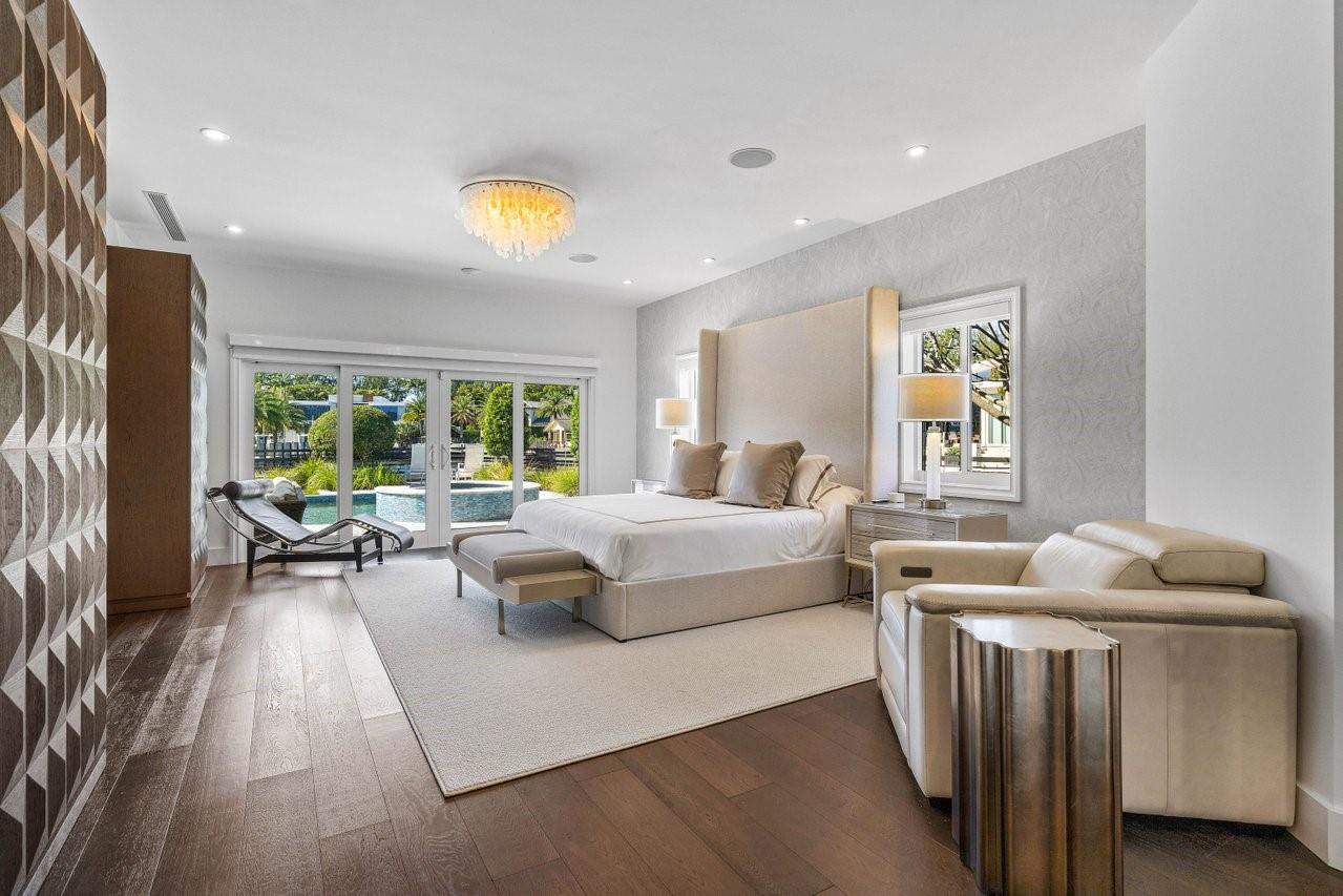 Bay Colony Sec Of The - Residential