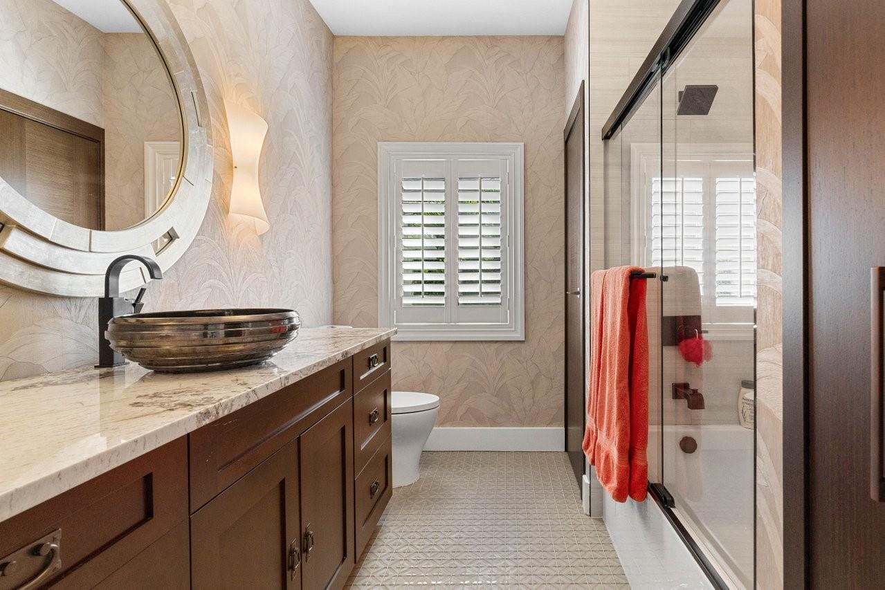 Bay Colony Sec Of The - Residential