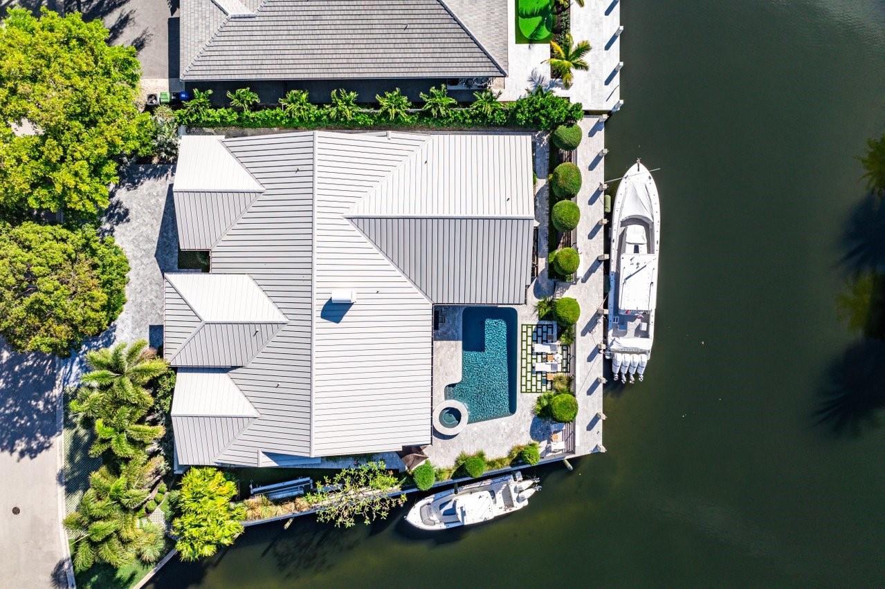 Bay Colony Sec Of The - Residential