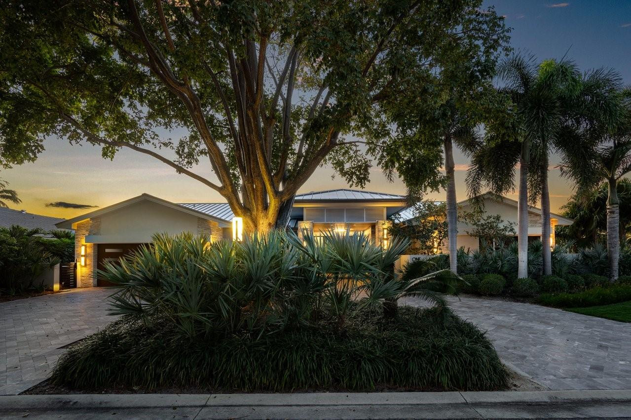 Bay Colony Sec Of The - Residential