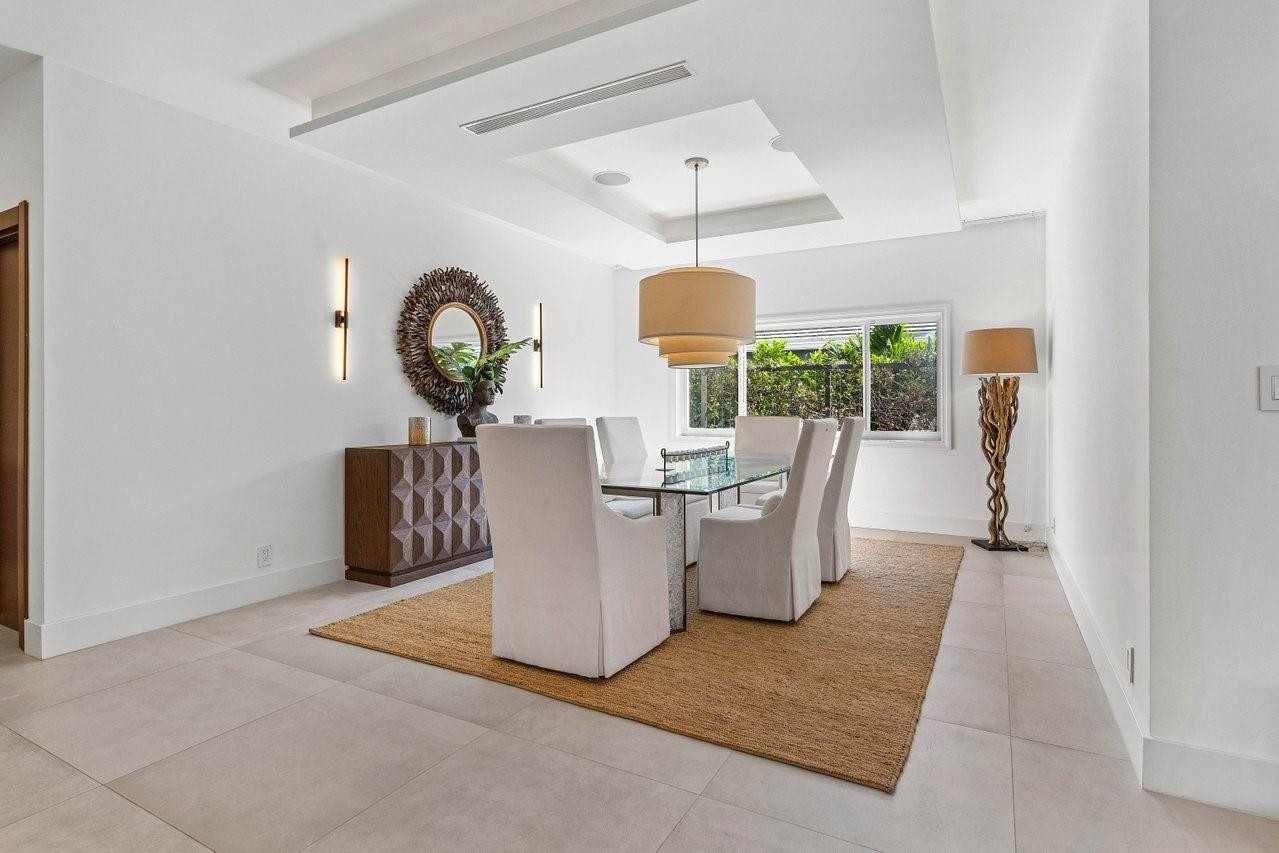 Bay Colony Sec Of The - Residential