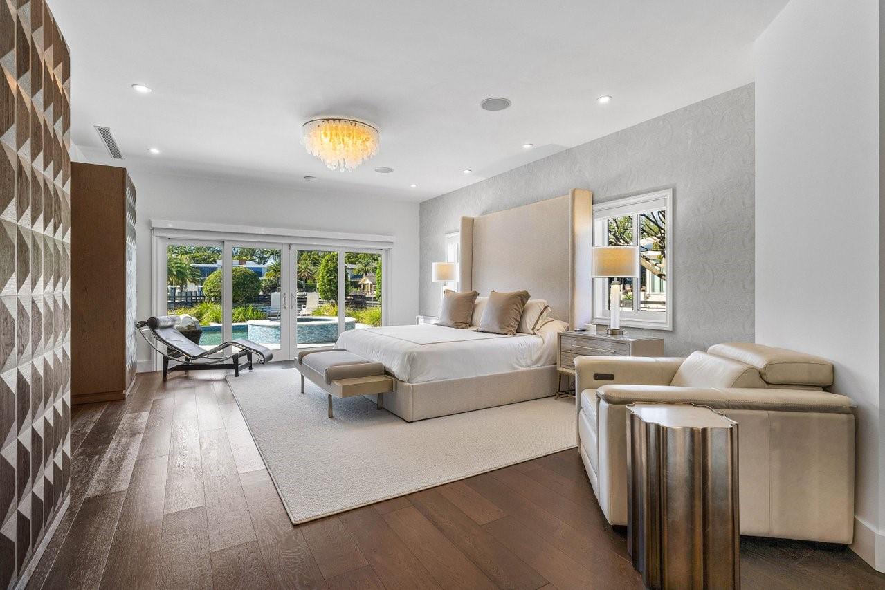 Bay Colony Sec Of The - Residential