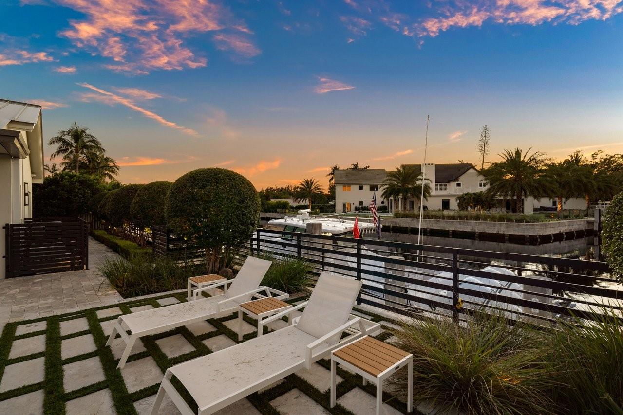 Bay Colony Sec Of The - Residential