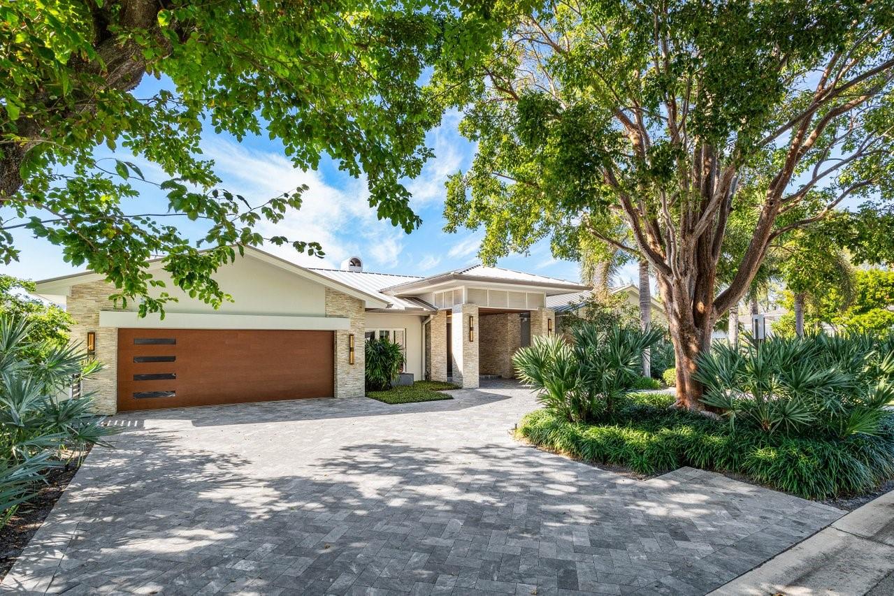 Bay Colony Sec Of The - Residential