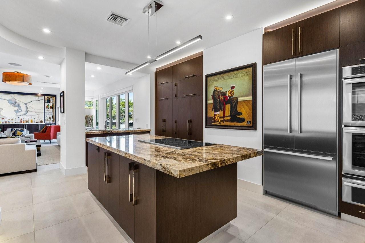 Bay Colony Sec Of The - Residential