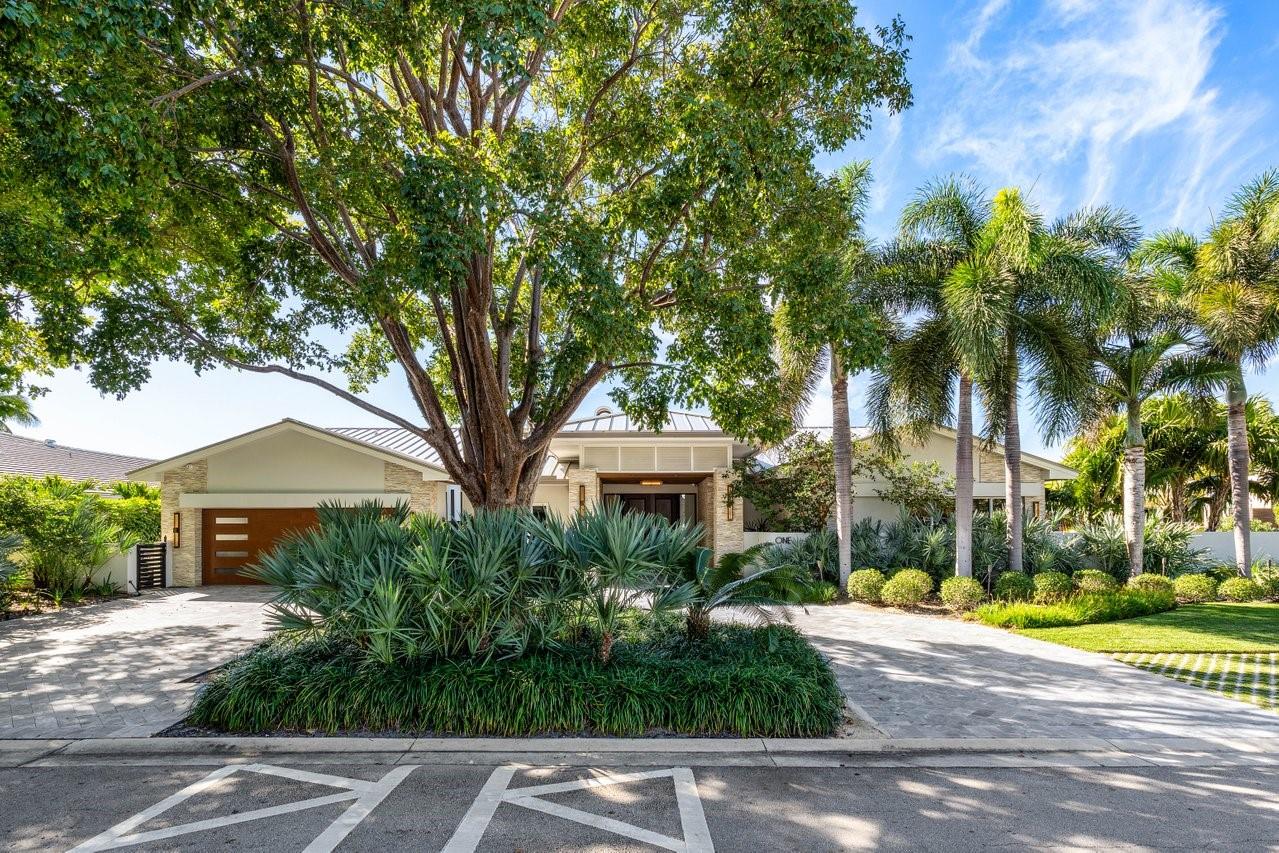 Bay Colony Sec Of The - Residential