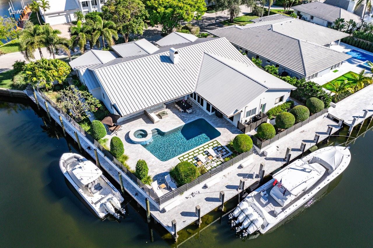 1 Compass Ln